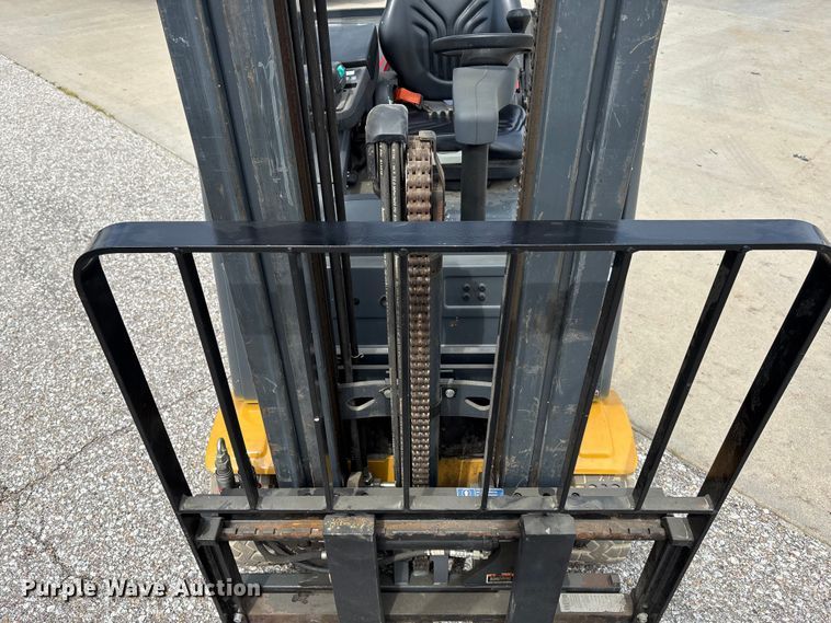 image for item EE3993 Caterpillar 2ET3000 forklift