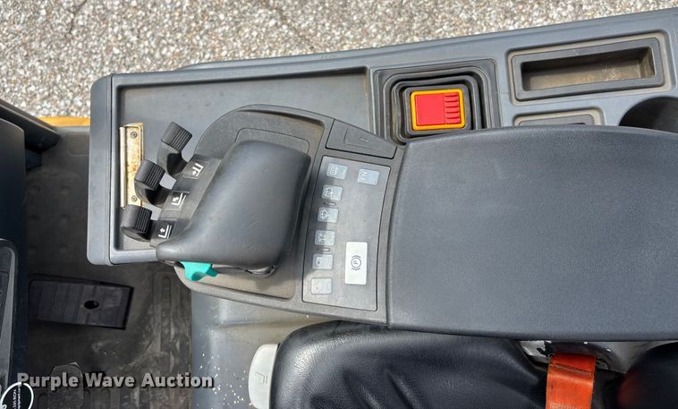 image for item EE3993 Caterpillar 2ET3000 forklift