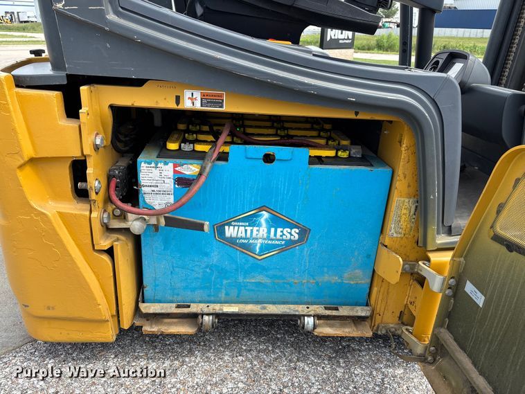 image for item EE3993 Caterpillar 2ET3000 forklift