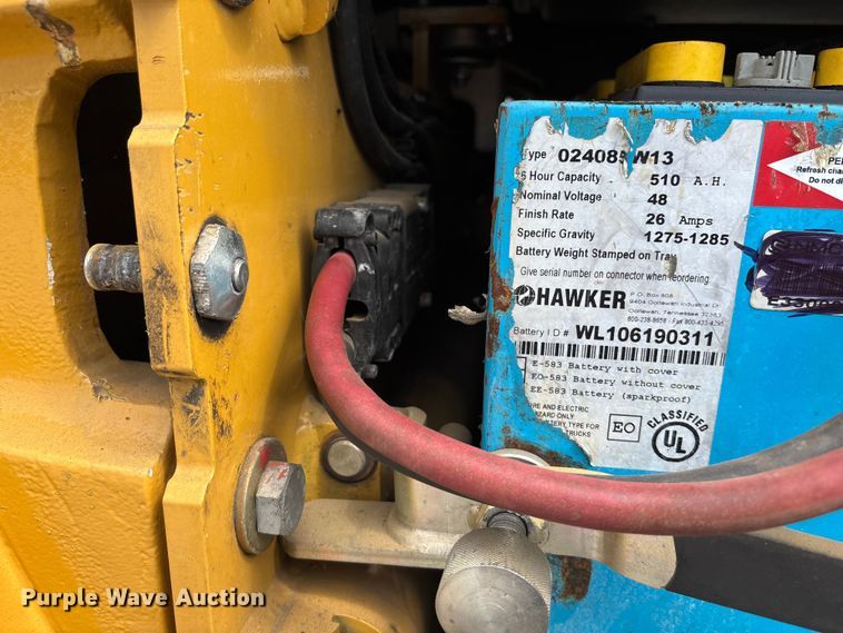 image for item EE3993 Caterpillar 2ET3000 forklift