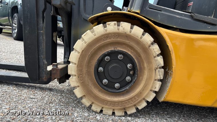 image for item EE3993 Caterpillar 2ET3000 forklift