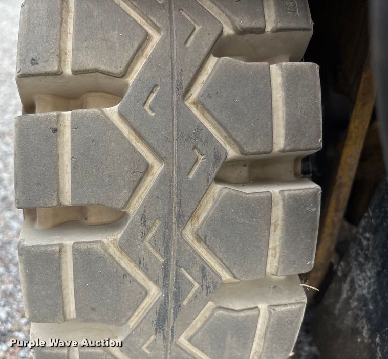 image for item EE3993 Caterpillar 2ET3000 forklift