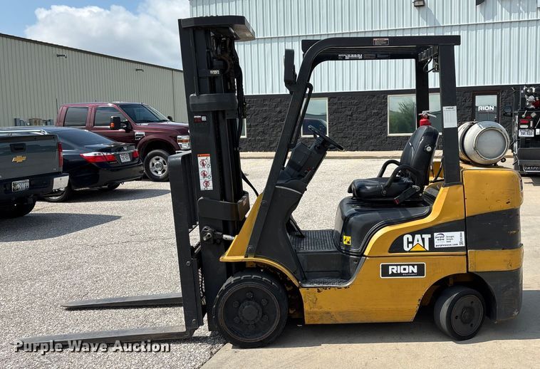 image for item EE3994 Caterpillar 2C6000 forklift
