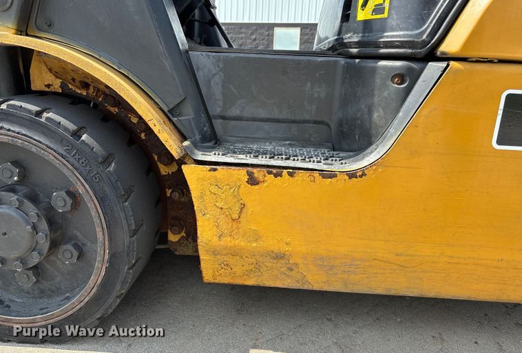 image for item EE3994 Caterpillar 2C6000 forklift