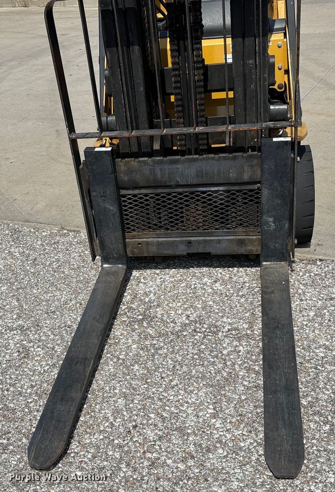image for item EE3994 Caterpillar 2C6000 forklift