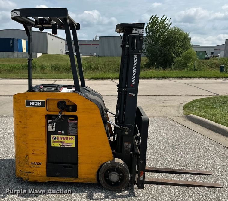 MONTACARGAS ELéCTRICO JUNGHEINRICH ETG235