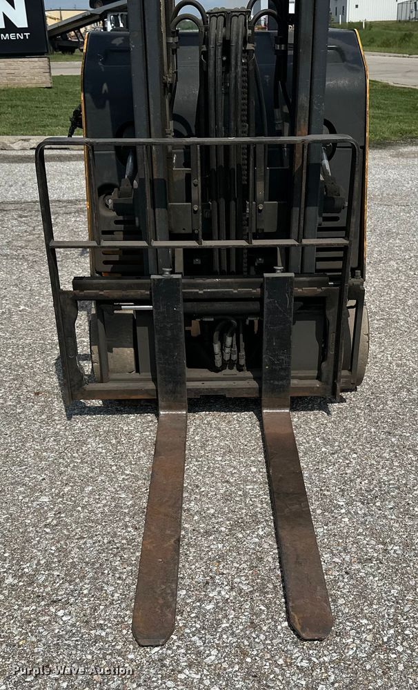 image for item EE3995 Jungheinrich ETG235 forklift