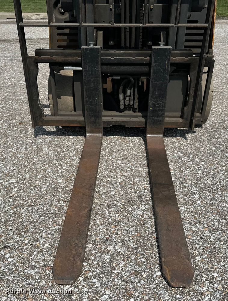 image for item EE3995 Jungheinrich ETG235 forklift