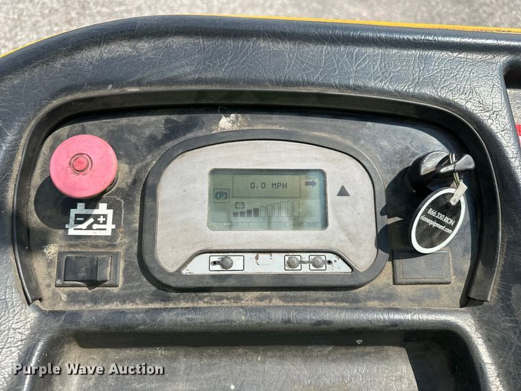 image for item EE3995 Jungheinrich ETG235 forklift