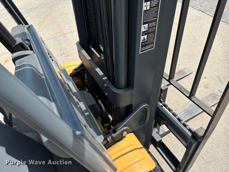 image for item EE3996 Caterpillar 2ET3500 forklift