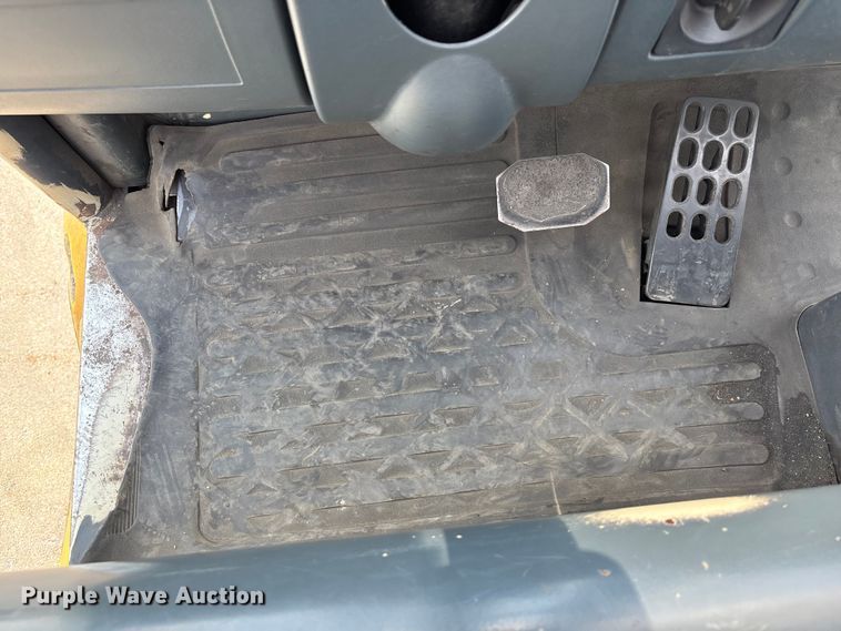 image for item EE3996 Caterpillar 2ET3500 forklift