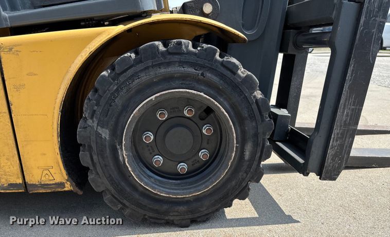 image for item EE3996 Caterpillar 2ET3500 forklift