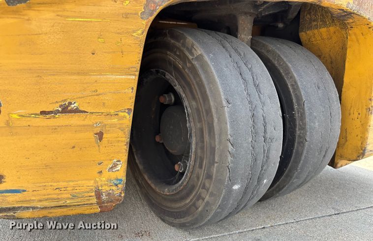 image for item EE3996 Caterpillar 2ET3500 forklift