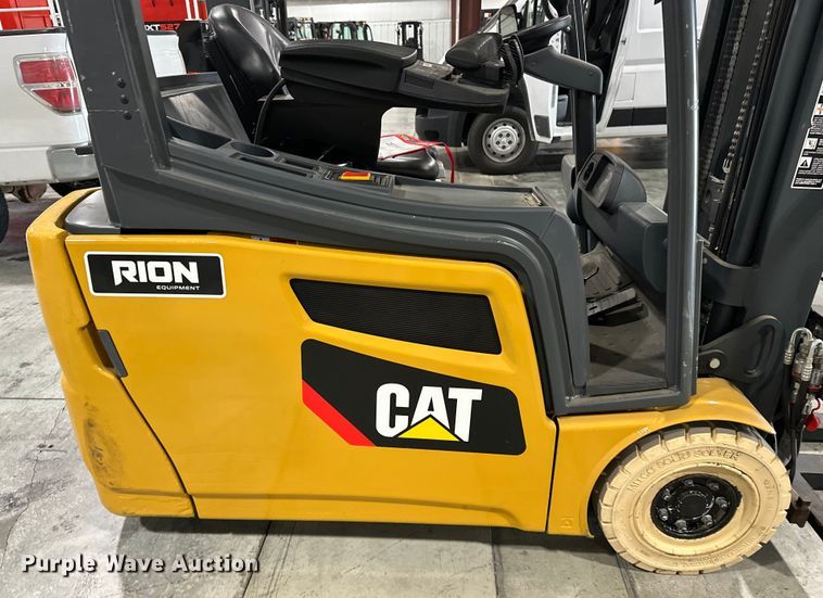 image for item EE3997 Caterpillar 2ET3000 forklift