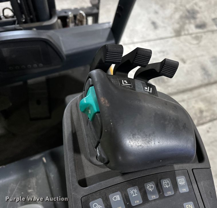 image for item EE3997 Caterpillar 2ET3000 forklift