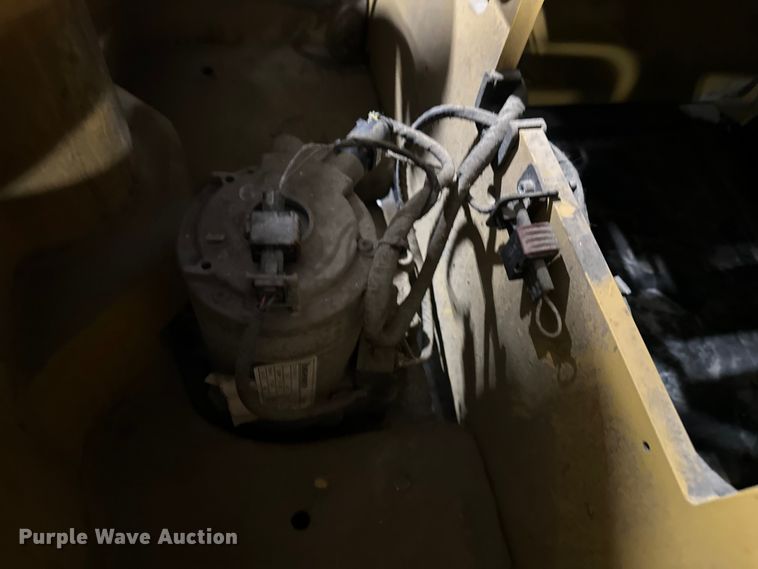 image for item EE3997 Caterpillar 2ET3000 forklift