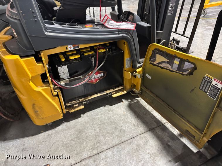 image for item EE3997 Caterpillar 2ET3000 forklift