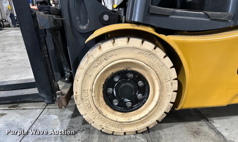 image for item EE3997 Caterpillar 2ET3000 forklift