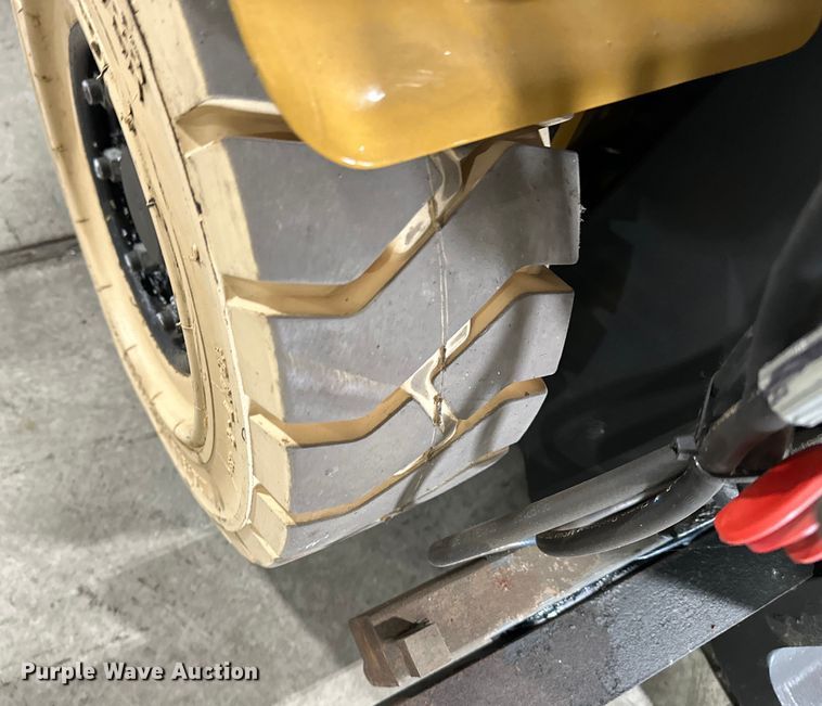 image for item EE3997 Caterpillar 2ET3000 forklift