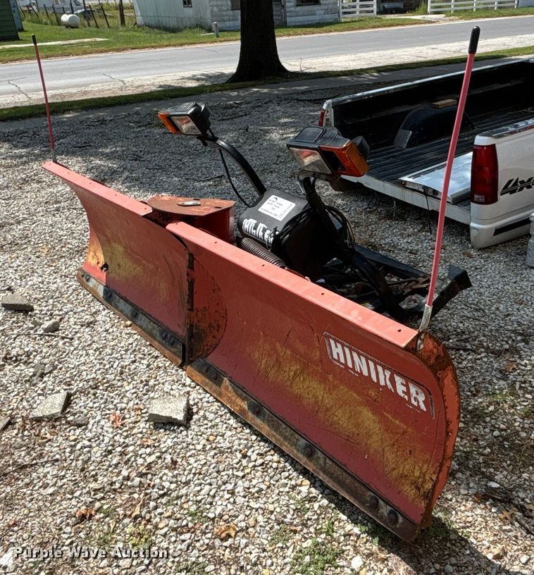 image for item EE3999 Hiniker plow