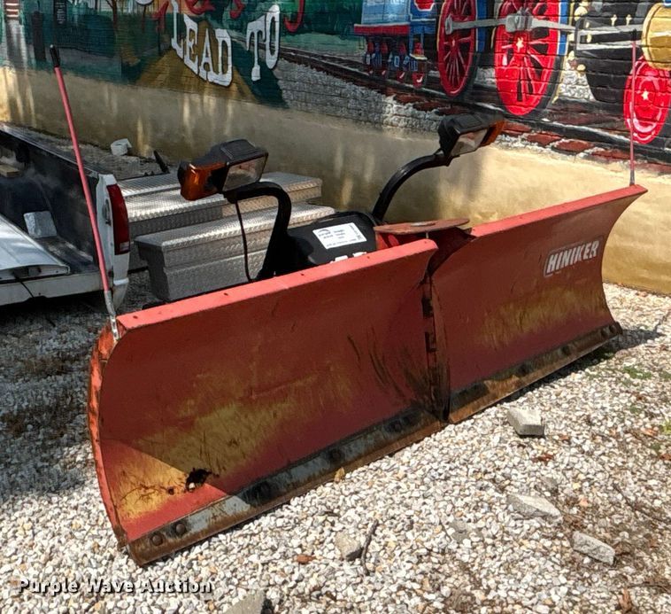 image for item EE3999 Hiniker plow