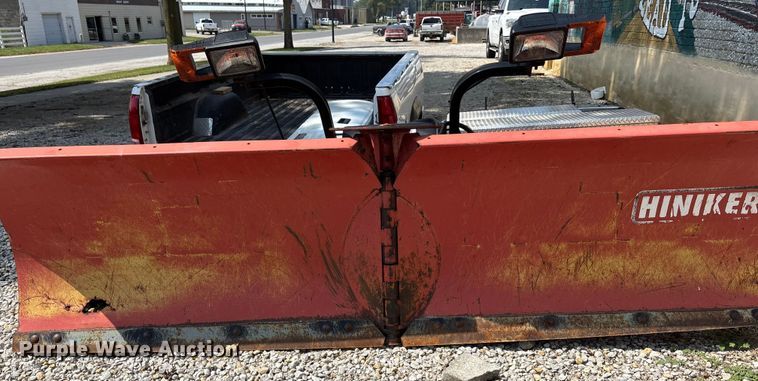 image for item EE3999 Hiniker plow