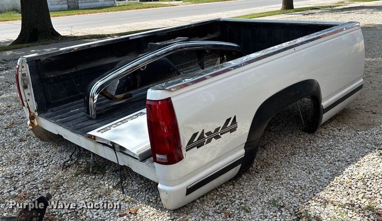 image for item EE4000 Chevrolet pickup truck bed