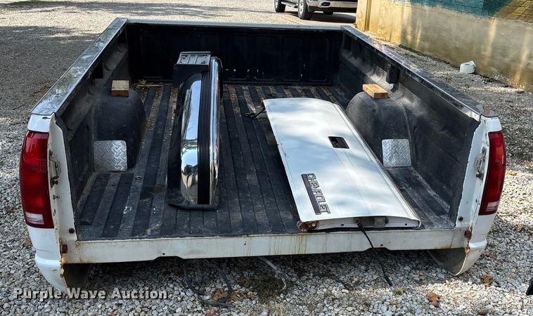 image for item EE4000 Chevrolet pickup truck bed