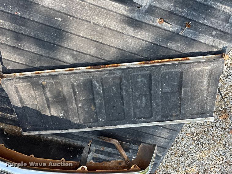 image for item EE4000 Chevrolet pickup truck bed