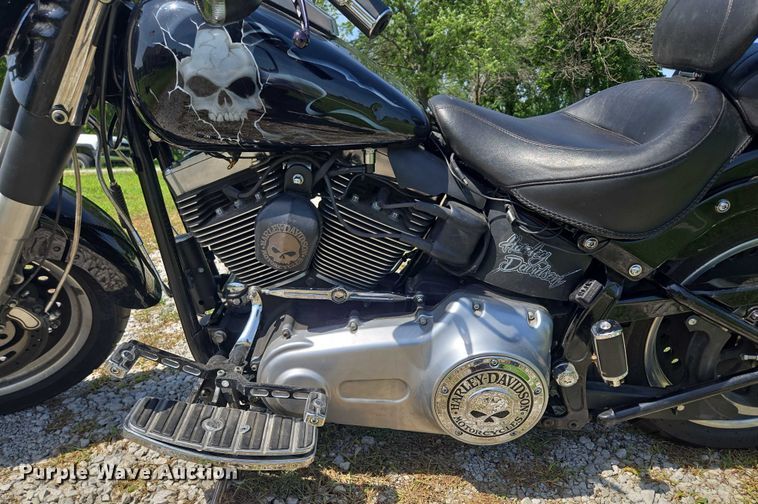 image for item EF1829 2013 Harley-Davidson  Fat Boy motorcycle