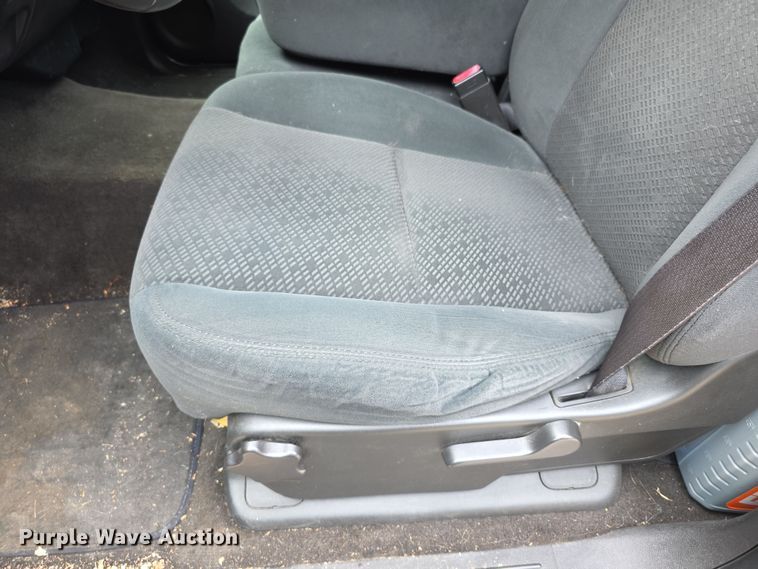 image for item EF3794 2007 Chevrolet Silverado 1500 Crew Cab pickup truck