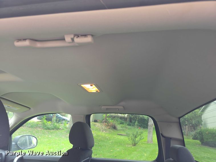 image for item EF3794 2007 Chevrolet Silverado 1500 Crew Cab pickup truck