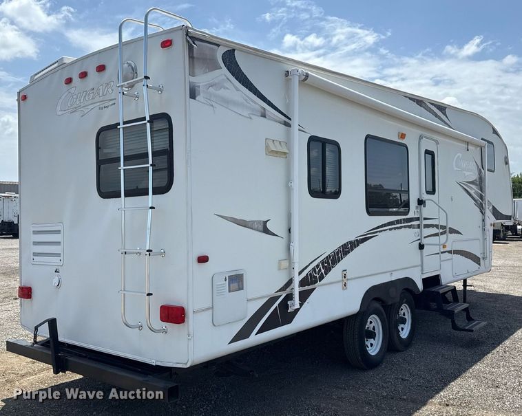 image for item EG5986 2008 Keystone Cougar camper