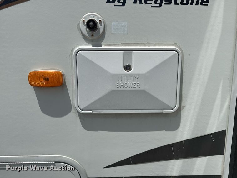 image for item EG5986 2008 Keystone Cougar camper