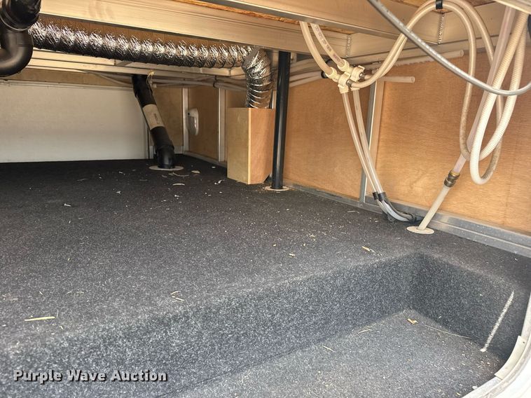 image for item EG5986 2008 Keystone Cougar camper