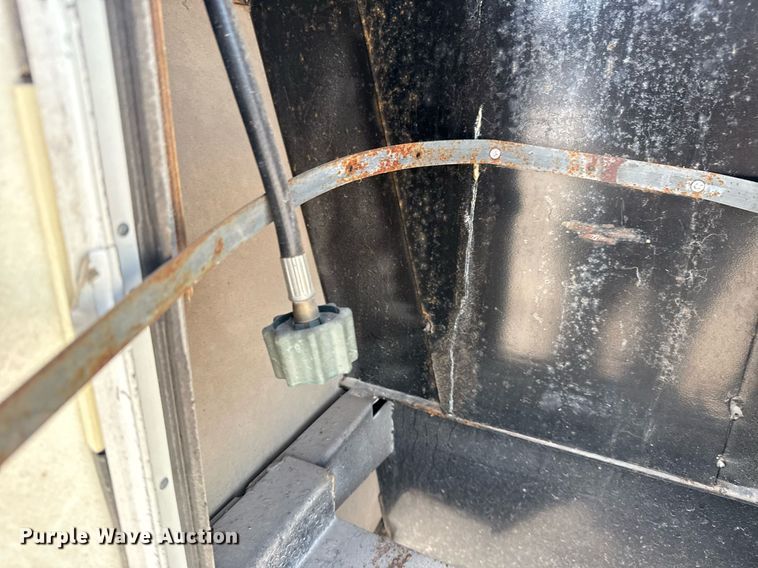 image for item EG5986 2008 Keystone Cougar camper