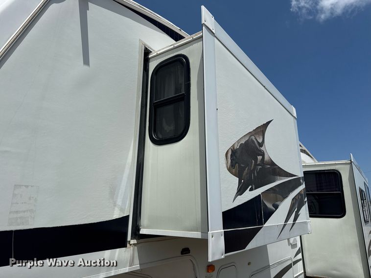 image for item EG5986 2008 Keystone Cougar camper