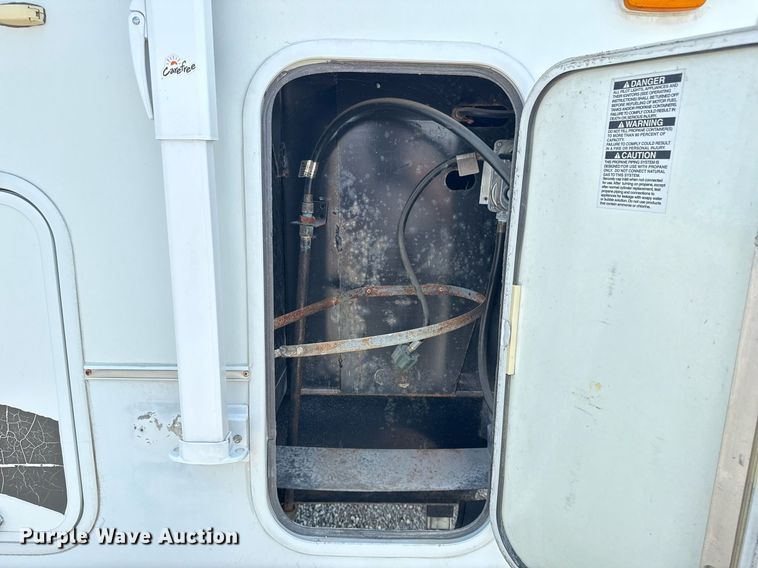 image for item EG5986 2008 Keystone Cougar camper