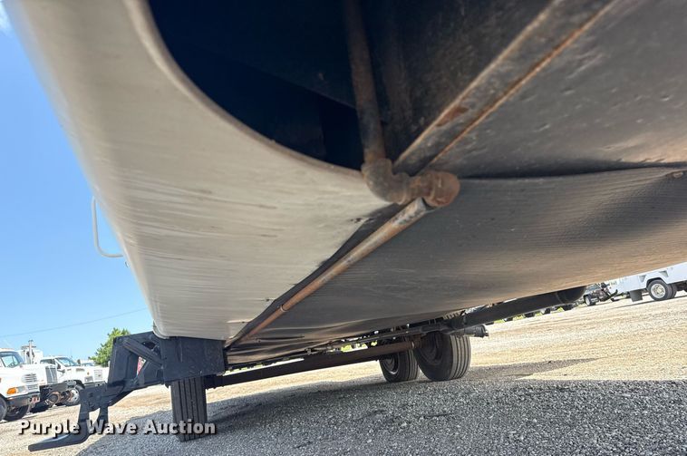 image for item EG5986 2008 Keystone Cougar camper