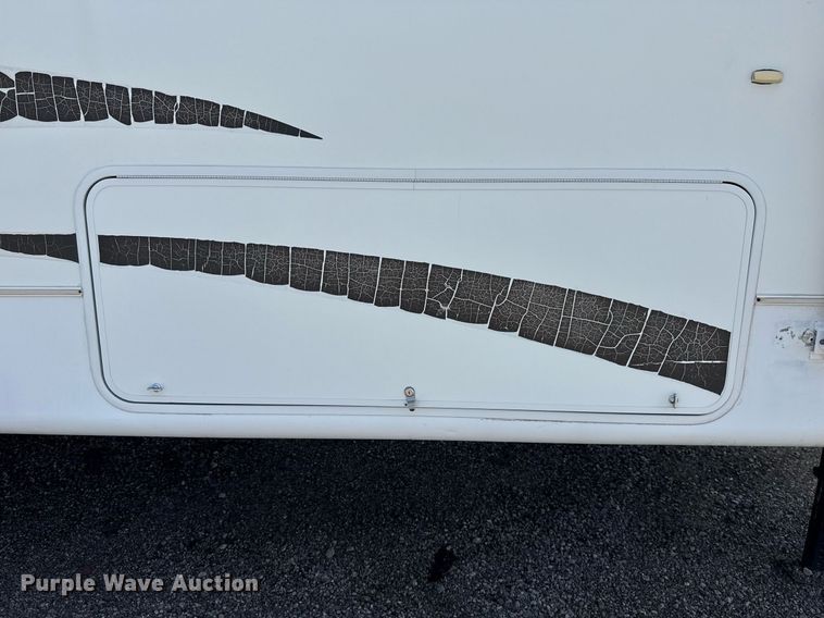 image for item EG5986 2008 Keystone Cougar camper