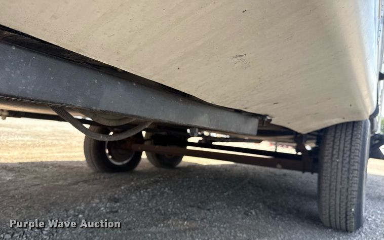 image for item EG5986 2008 Keystone Cougar camper