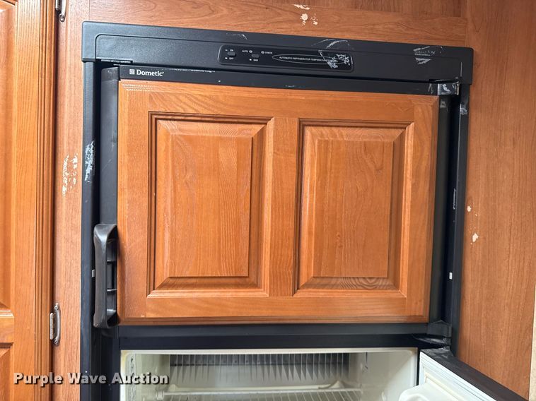 image for item EG5986 2008 Keystone Cougar camper