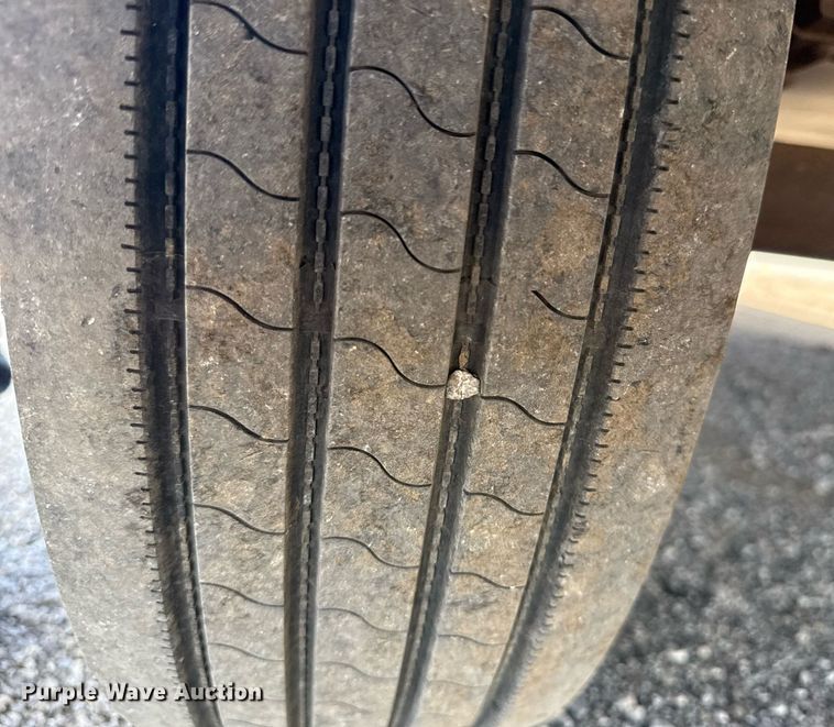 image for item EG5986 2008 Keystone Cougar camper