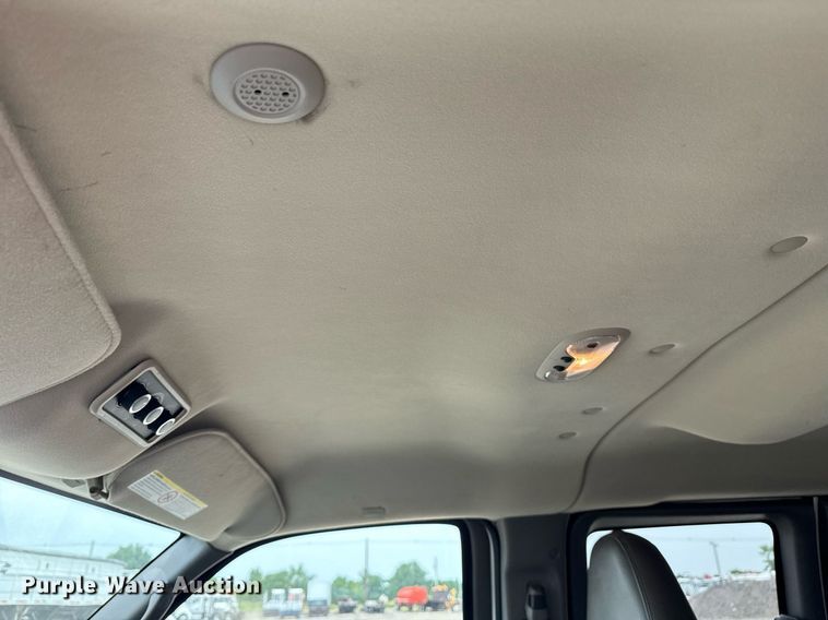 image for item EG6028 2015 Chevrolet Express 3500 van