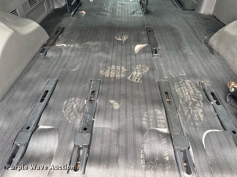 image for item EG6028 2015 Chevrolet Express 3500 van