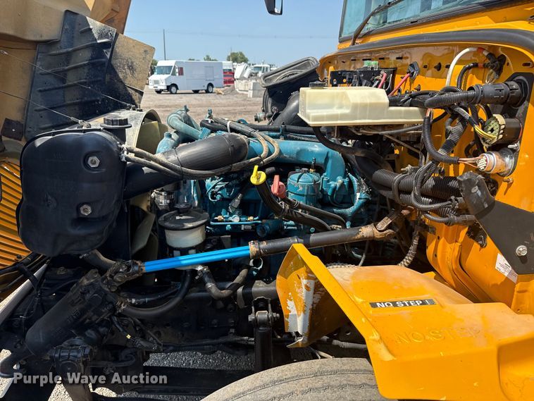 image for item EG6104 2007 International 3000 school bus