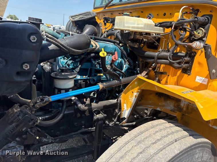 image for item EG6104 2007 International 3000 school bus