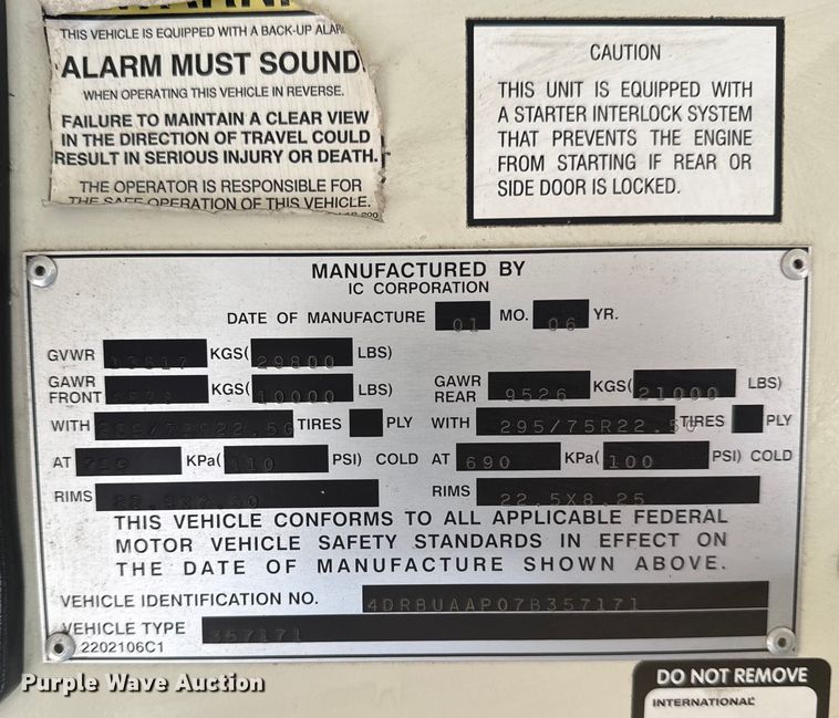 image for item EG6104 2007 International 3000 school bus