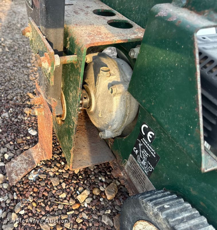 image for item EH7447 TurfCo. 8530 bed edger