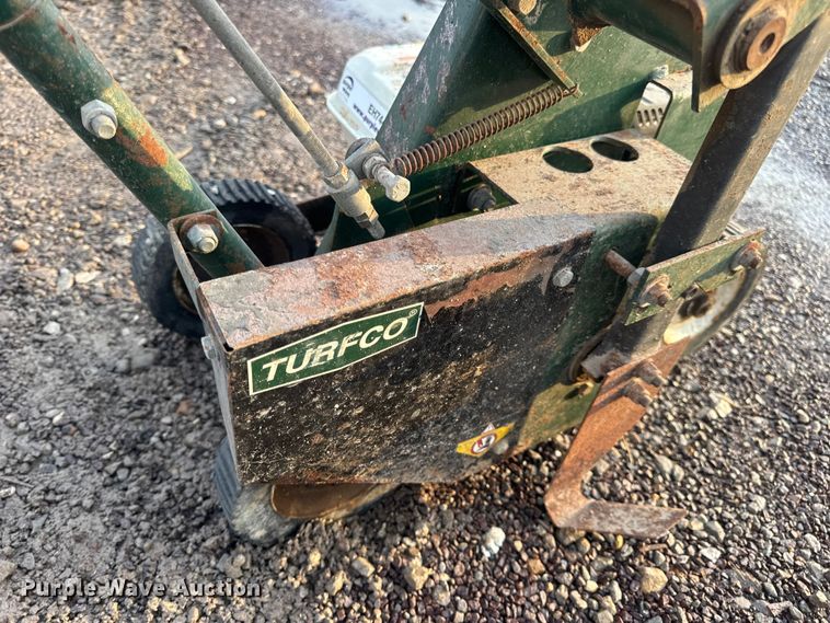 image for item EH7447 TurfCo. 8530 bed edger